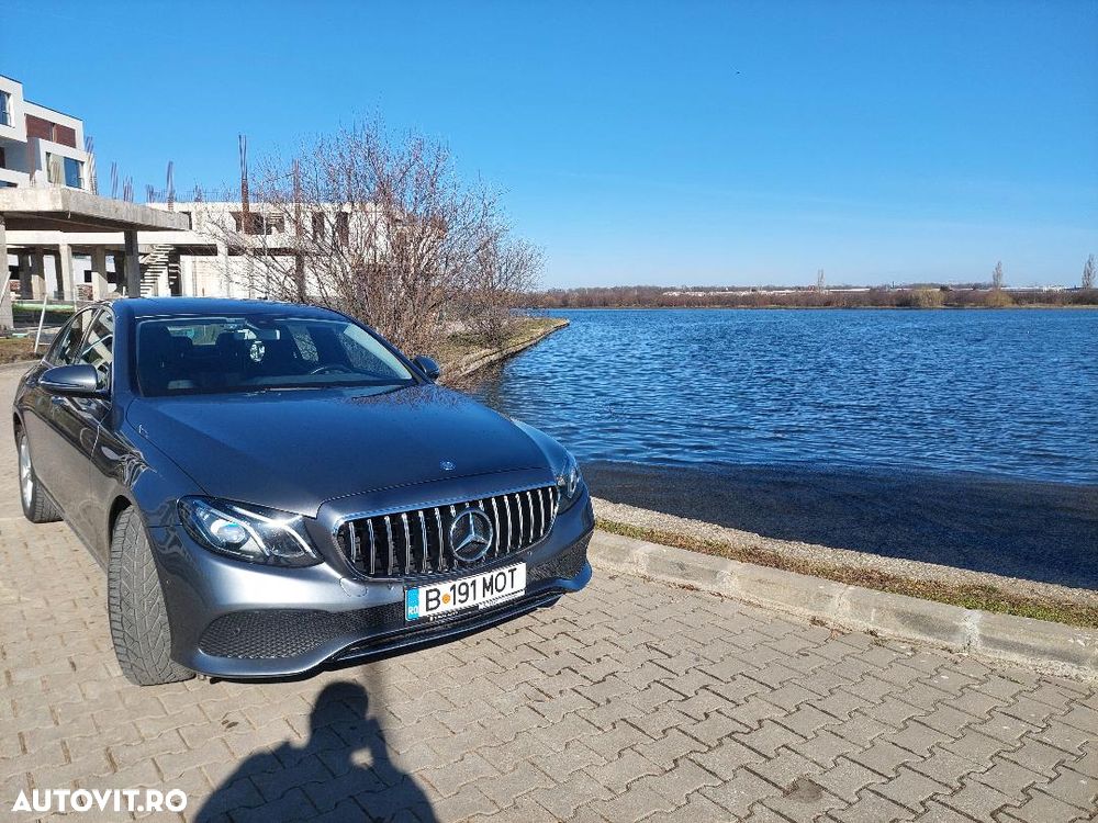 Mercedes-Benz E 200 4MATIC Aut. - 3