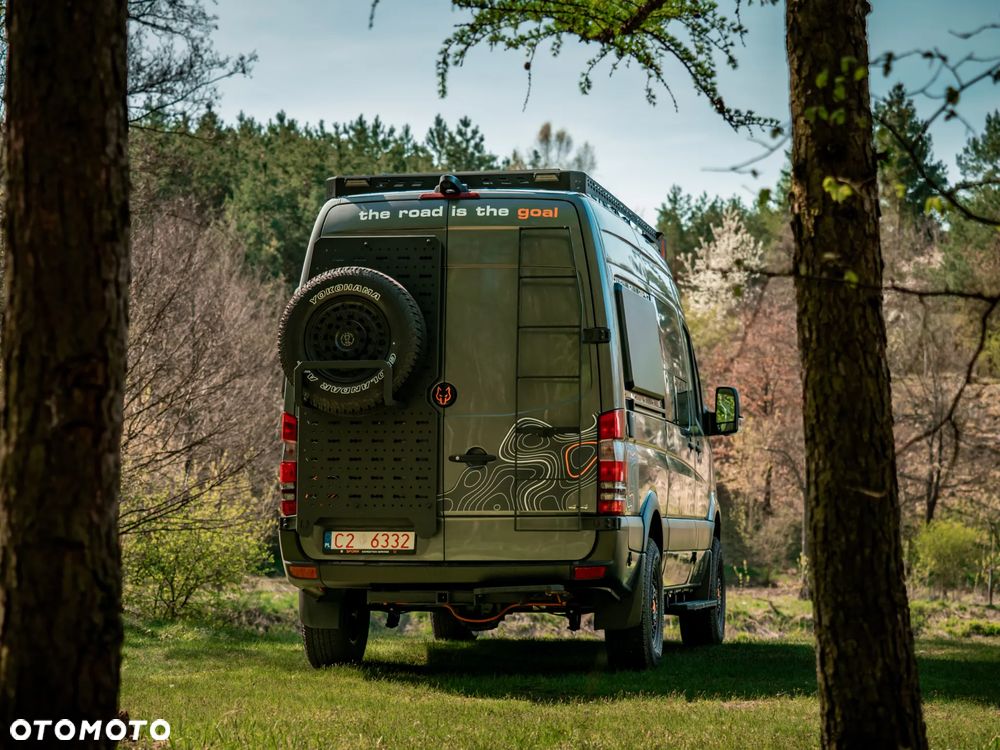 Mercedes-Benz Sprinter - 8