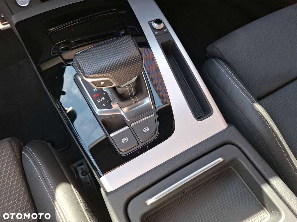 Audi Q5 Sportback - 15
