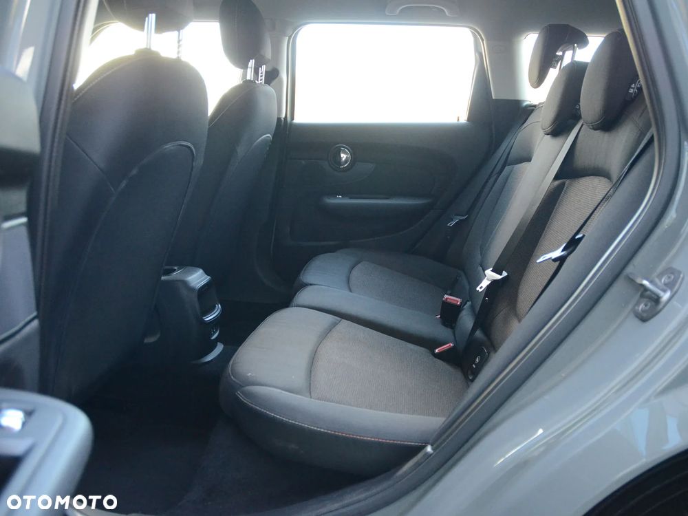 MINI Clubman One - 26