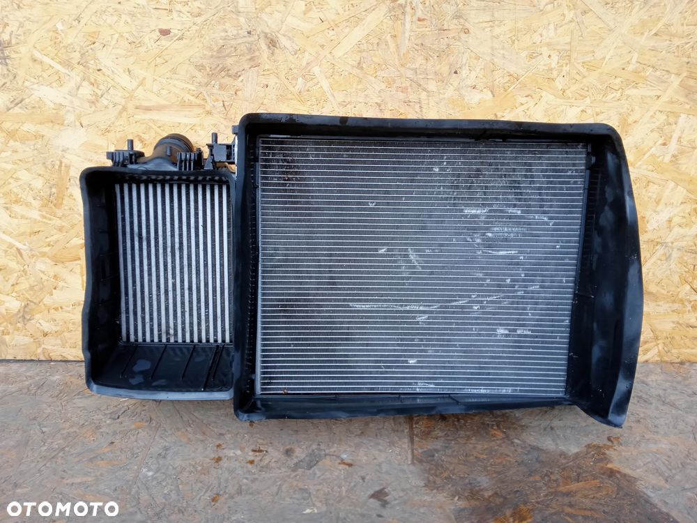 RENAULT MEGANE IV 16- PAS PRZEDNI CHŁODNICE WENTYLATOR - 5