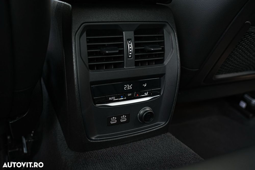 BMW Seria 3 330e Aut. M Sport - 22