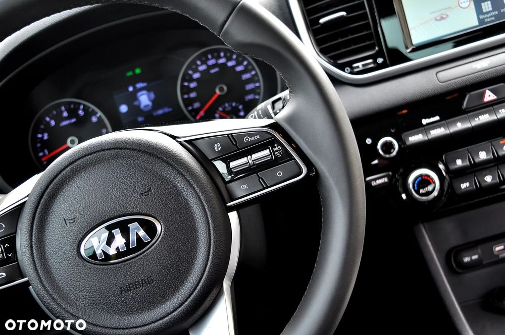 Kia Sportage 1.6 GDI Black Edition 2WD - 23