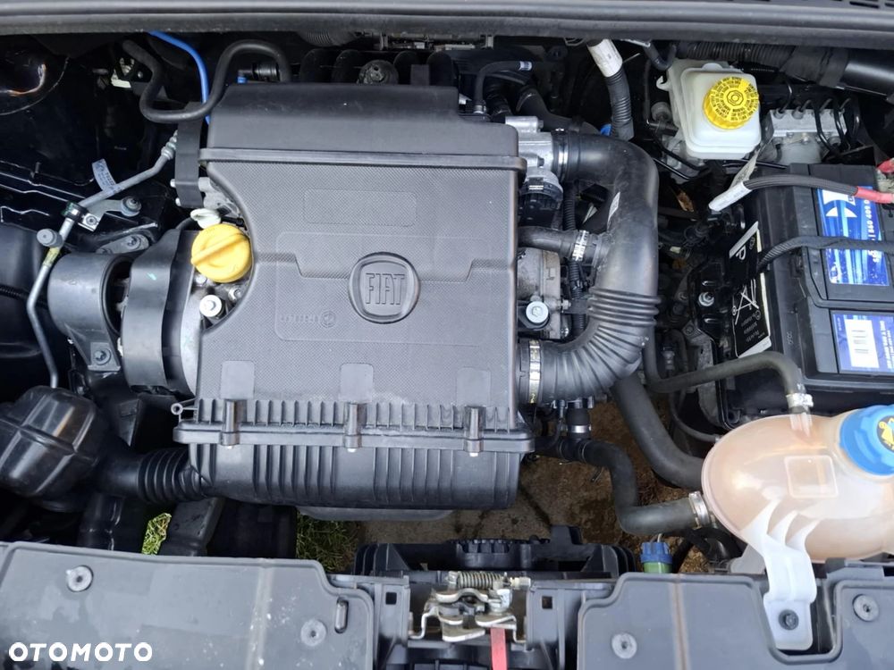 Fiat 500L 1.4 16V Connect - 25