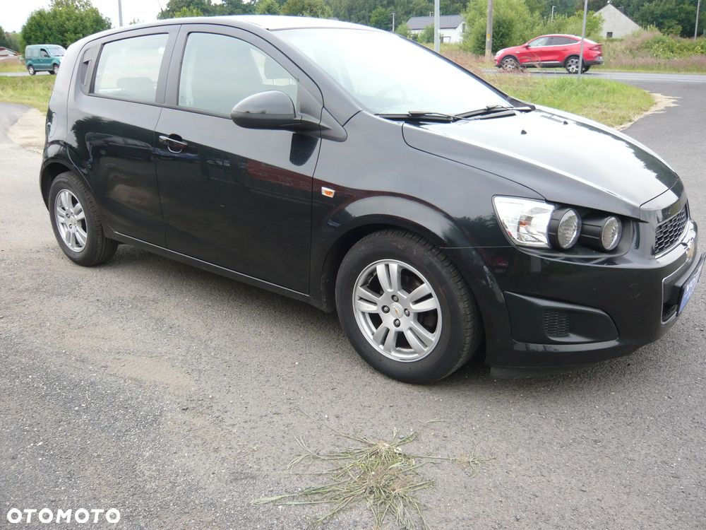 Chevrolet Aveo 1.4 16V LT - 5