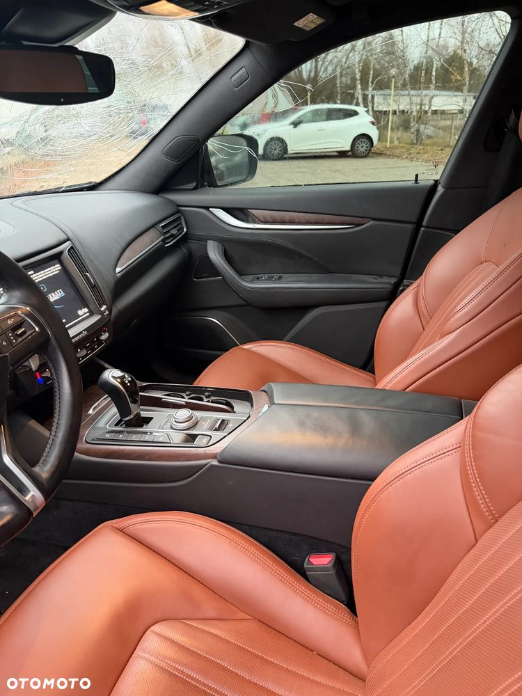 Maserati Levante S Q4 GranLusso - 7