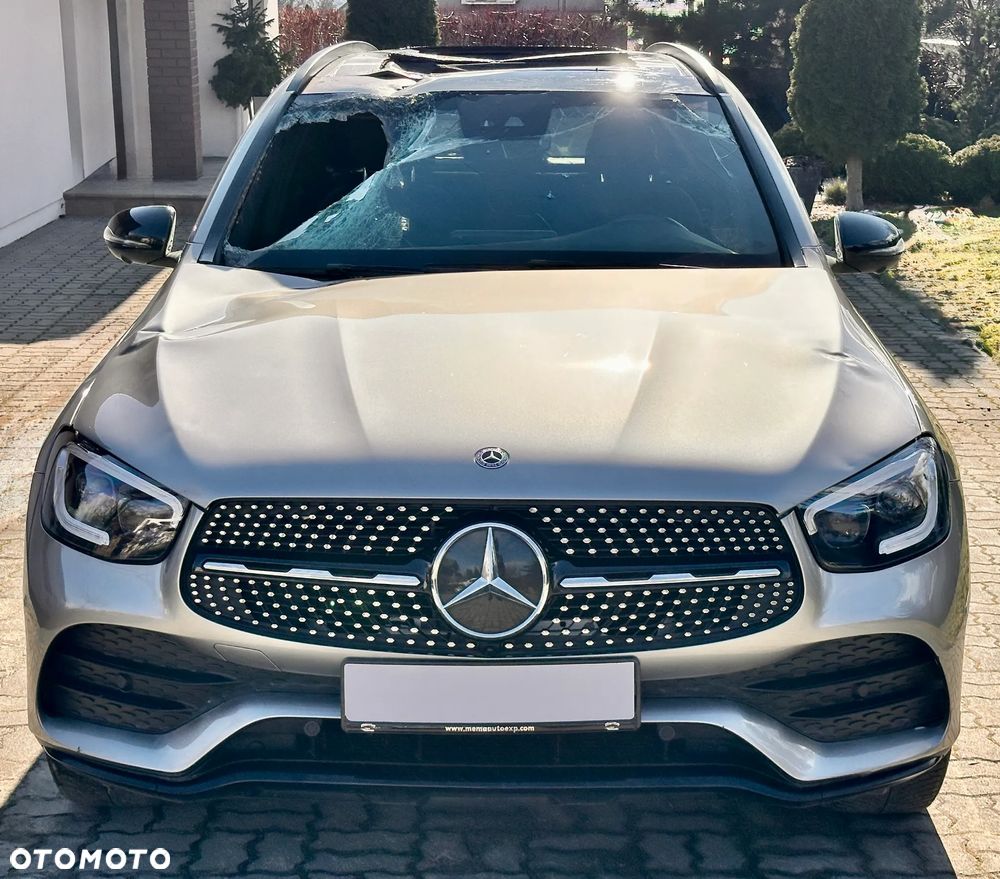 Mercedes-Benz GLC - 31
