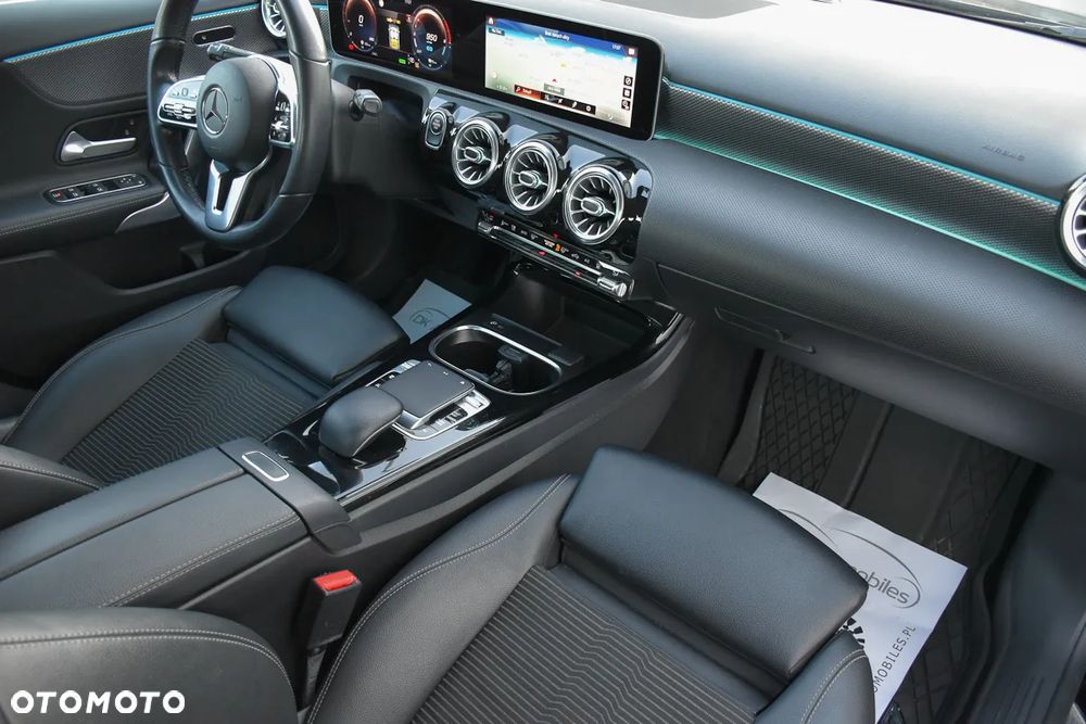Mercedes-Benz Klasa A 250 e 8G-DCT Progressive Advanced - 25