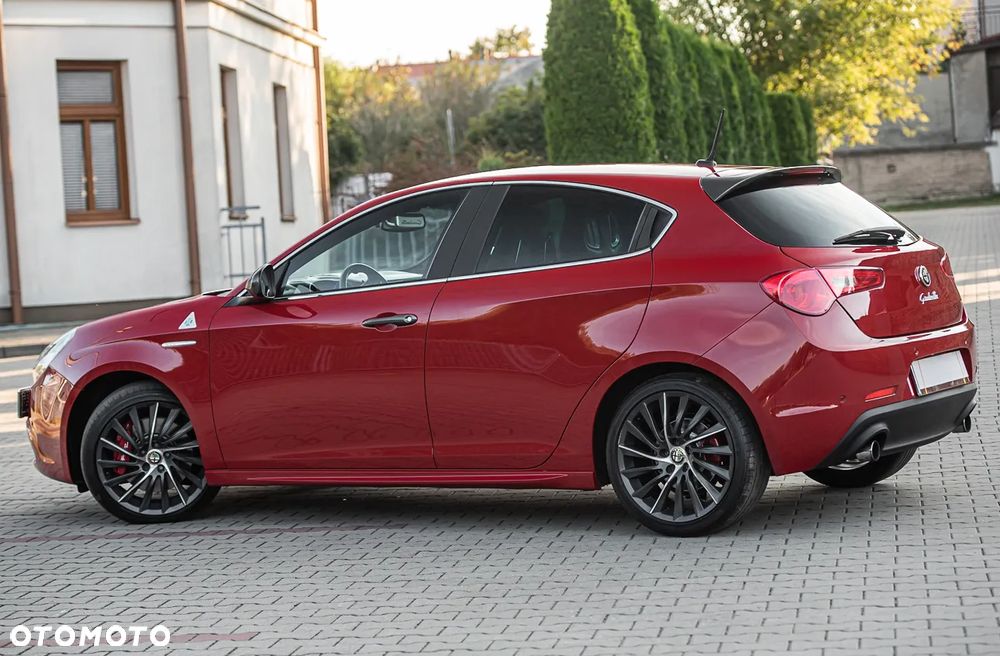 Alfa Romeo Giulietta 1.8 TBi 16V TCT Quadrifoglio Verde - 8