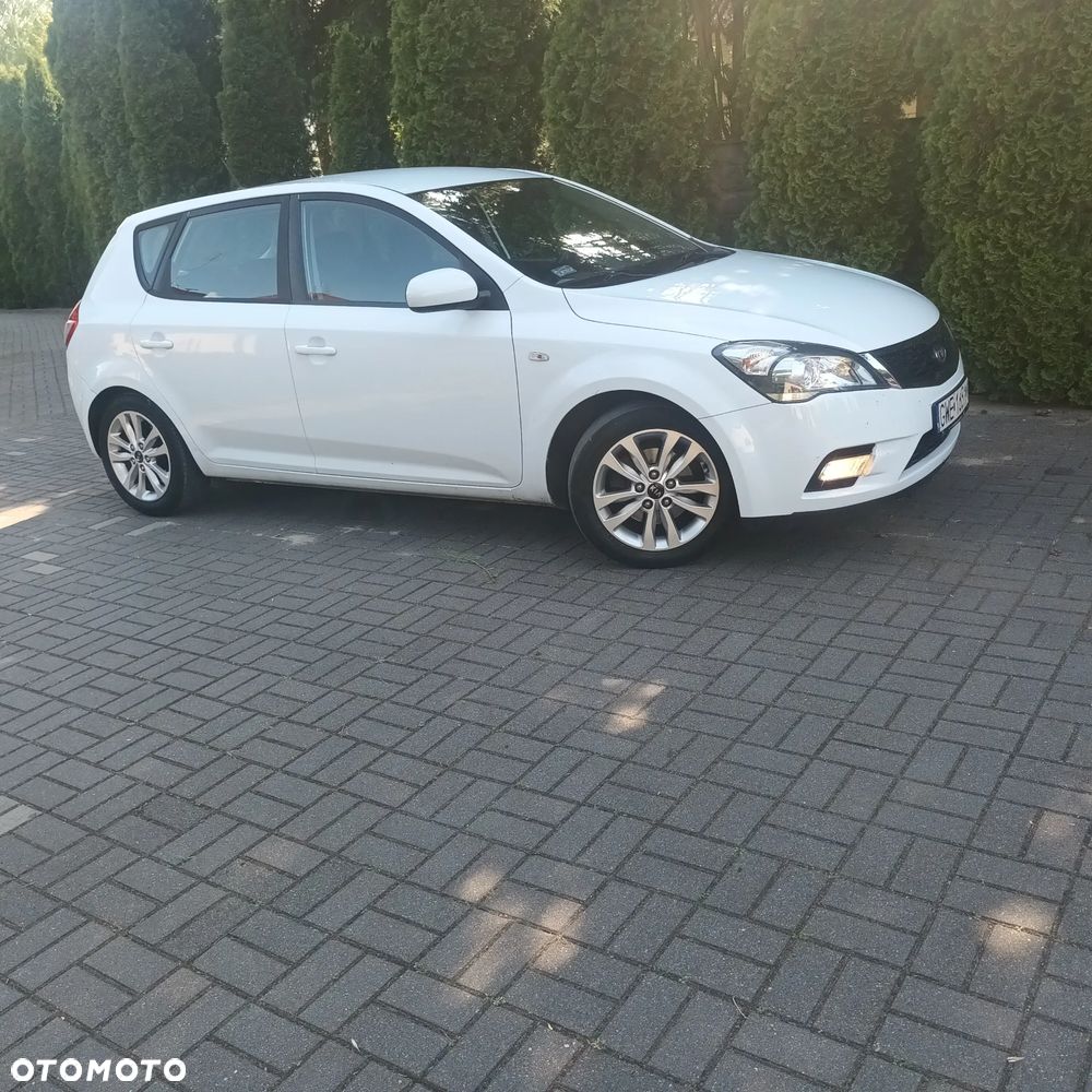 Kia Ceed Cee'd 1.6 Comfort + - 1