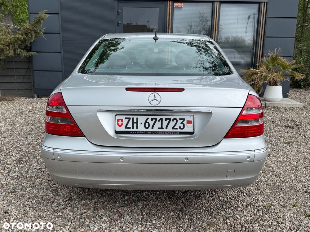 Mercedes-Benz Klasa E 500 7G-TRONIC Elegance - 12