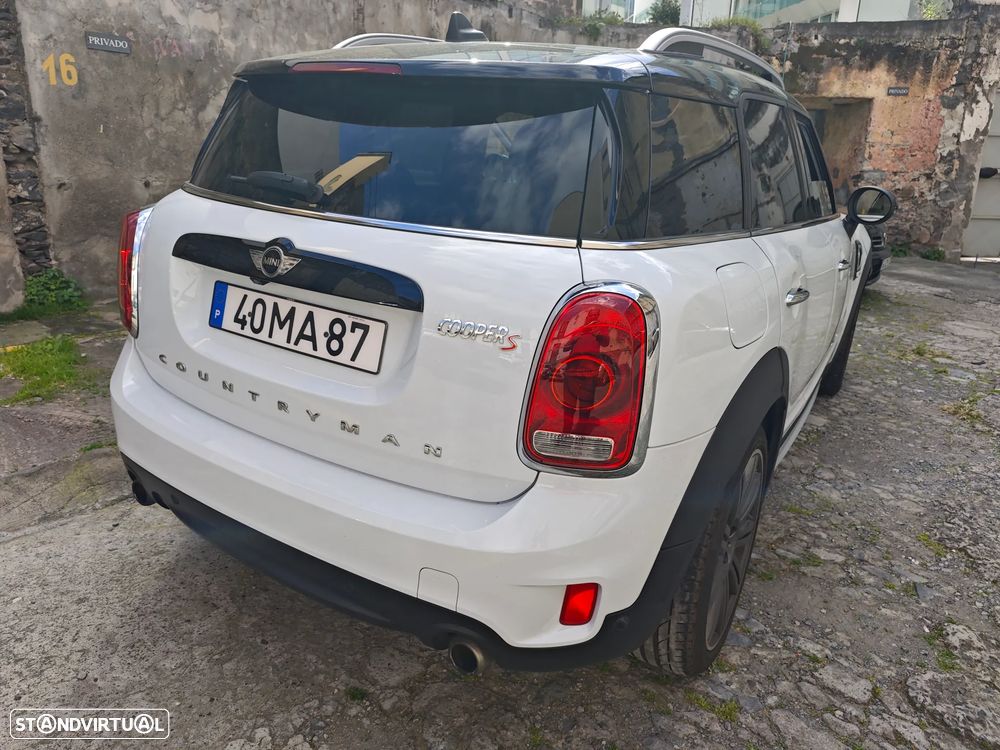 MINI Countryman Cooper S ALL4 Auto Desportiva - 11