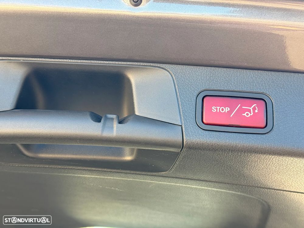 Mercedes-Benz GLB 180 d Progressive - 17