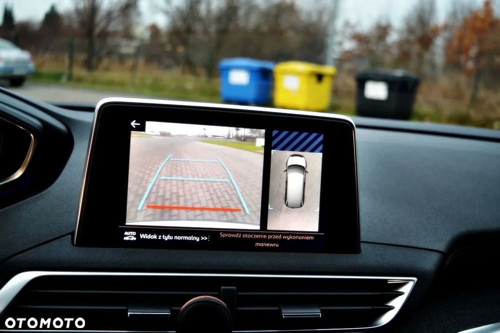 Peugeot 5008 PureTech 130 Stop & Start Allure Business-Paket - 12