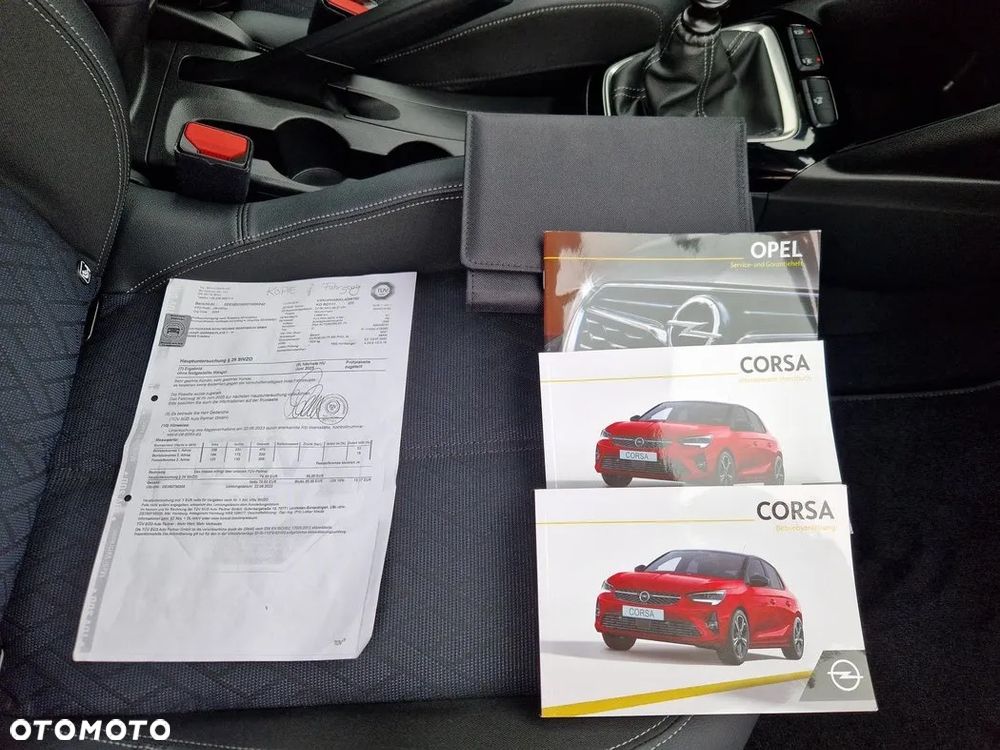 Opel Corsa 1.2 Direct Injection Turbo GS - 33