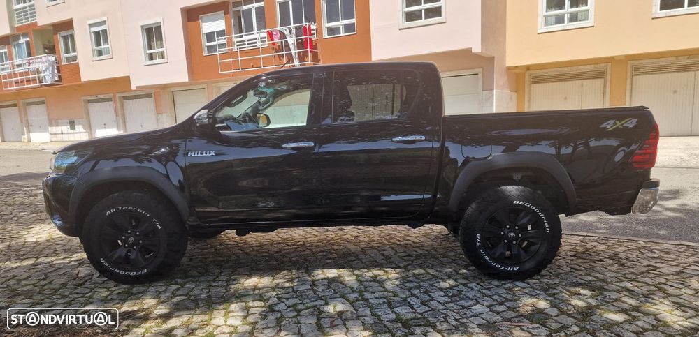 Toyota Hilux 2.4 D-4D 4WD Tracker - 13