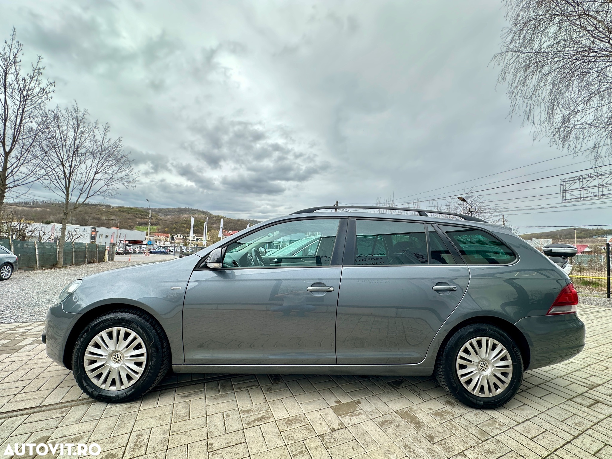 Volkswagen Golf 1.6 TDI DPF MATCH - 3