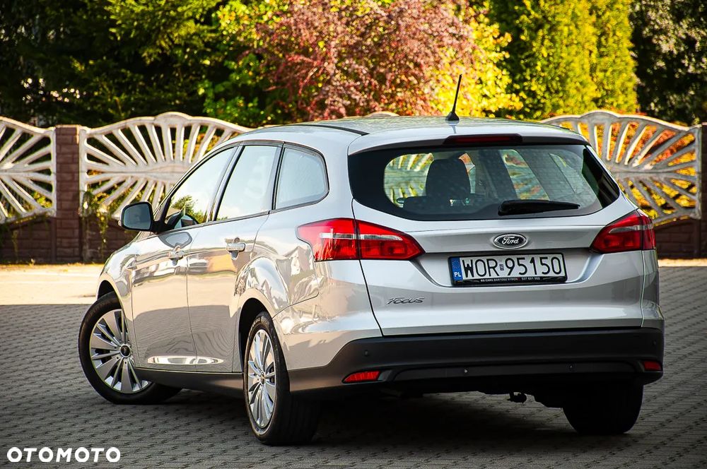Ford Focus - 8