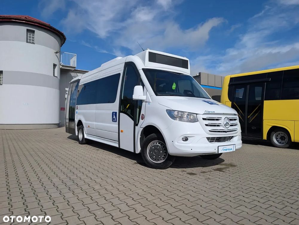 Mercedes-Benz Sprinter 517 - 1