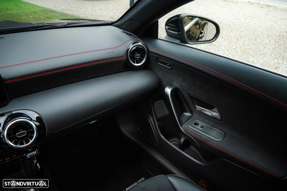 Mercedes-Benz CLA 180 - 10