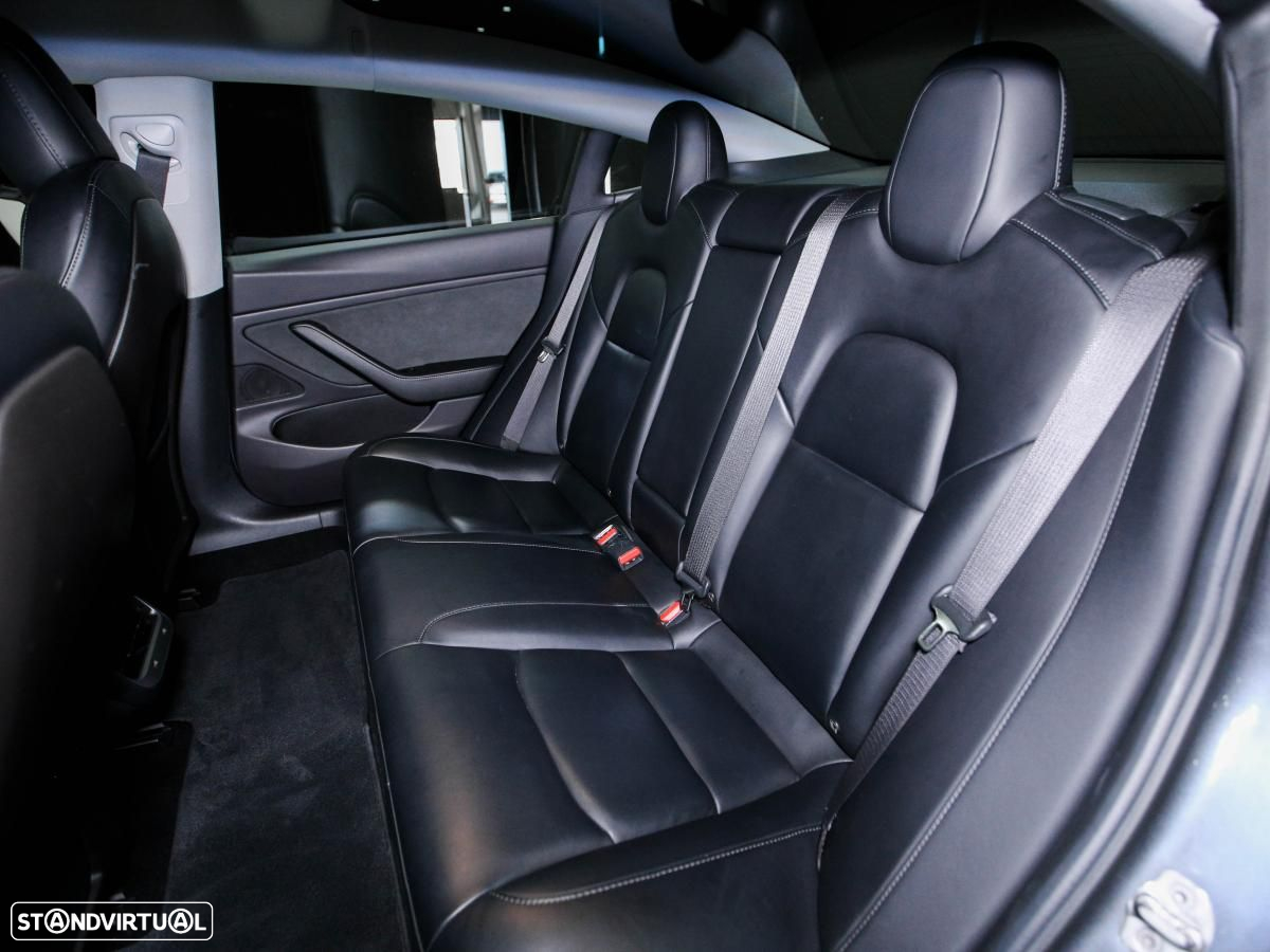 Tesla Model 3 Performance Dual Motor AWD - 11