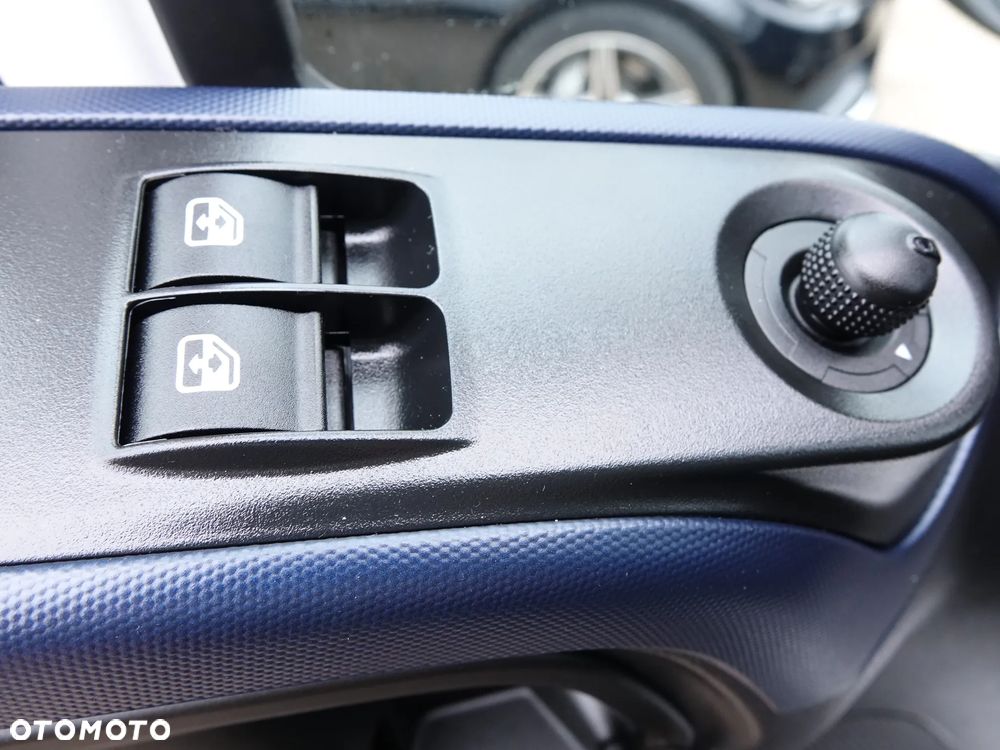 Iveco Daily 35S14 L3H2 automat HI-MATIC - 25