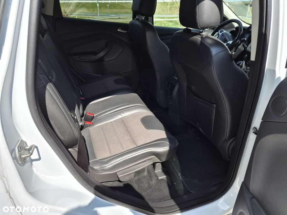 Ford Kuga 2.0 TDCi 4x4 Individual - 24