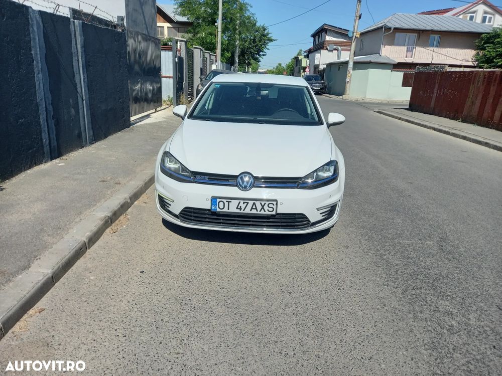 Volkswagen Golf - 4