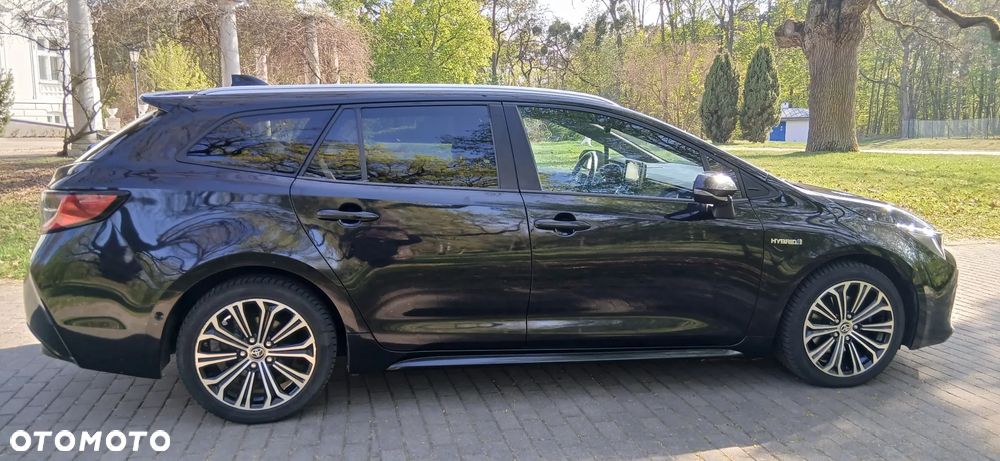 Toyota Corolla ver-2-0-hybrid-executive - 3