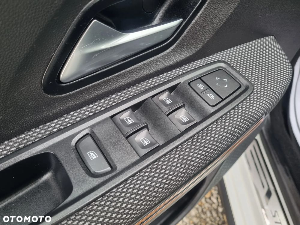 Dacia Sandero Stepway 1.0 TCe Laureate S&S - 14