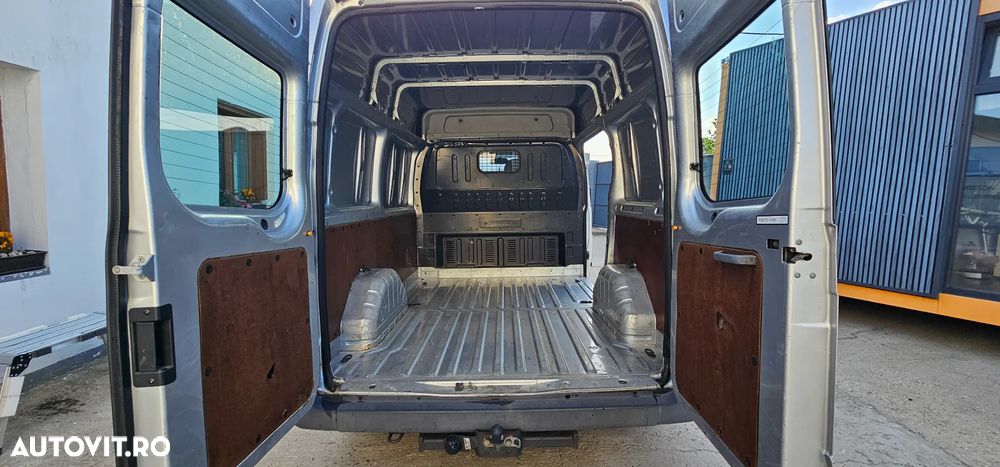 Ford Transit - 6