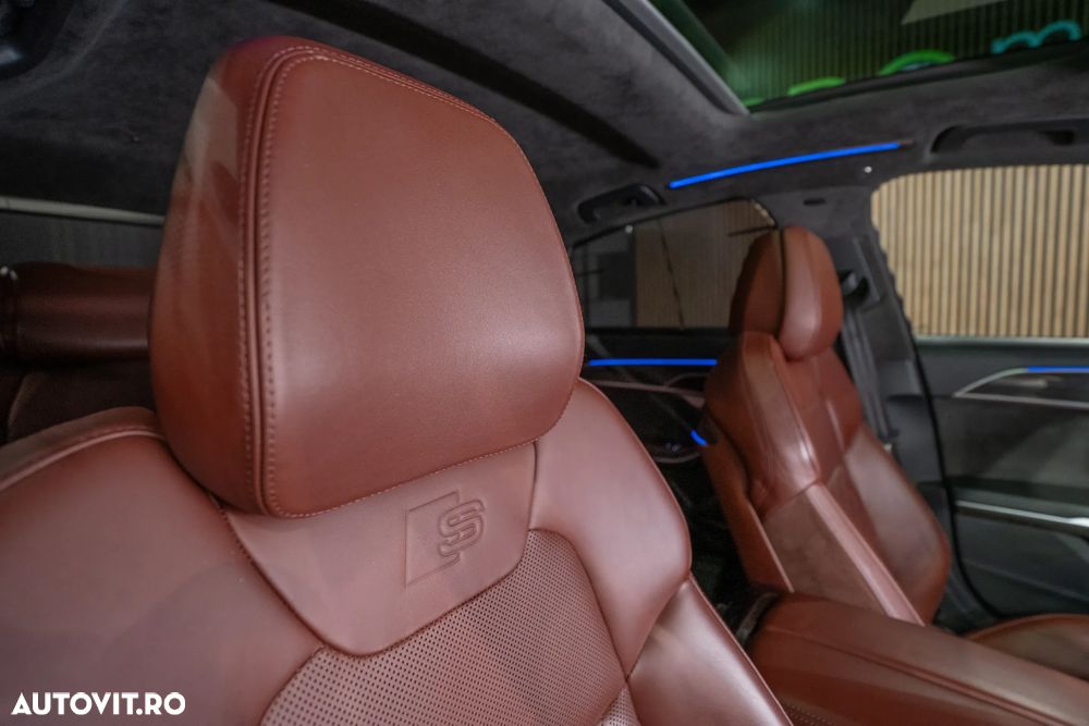 Audi S8 TFSI quattro tiptronic - 27