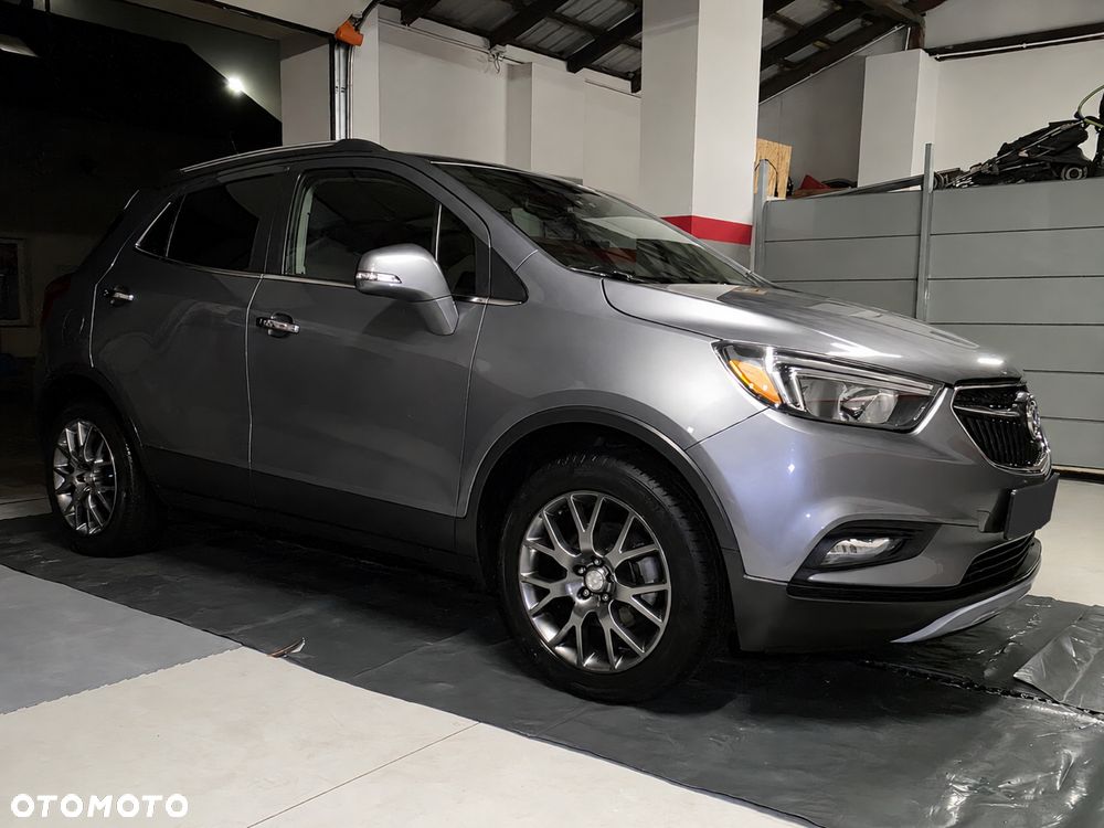Buick Encore - 1