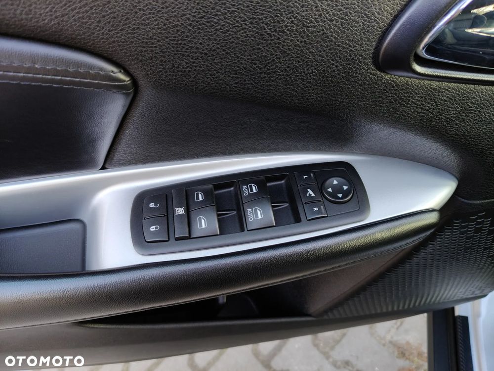 Fiat Freemont 2.0 Multijet Urban - 36