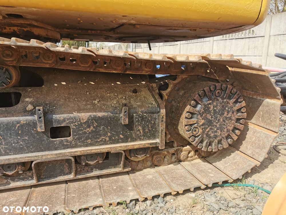 Caterpillar 318C - 15
