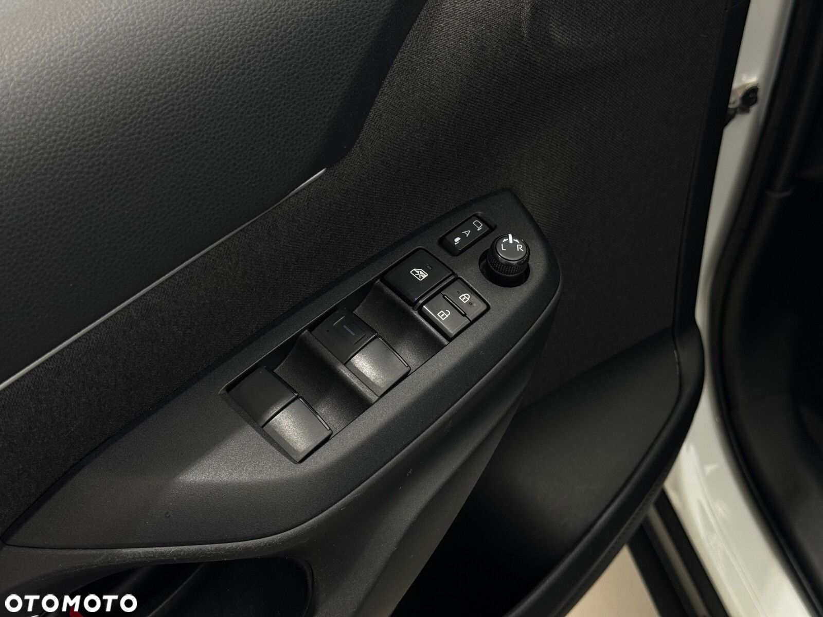 Toyota Yaris Cross Hybrid 1.5 Comfort - 20