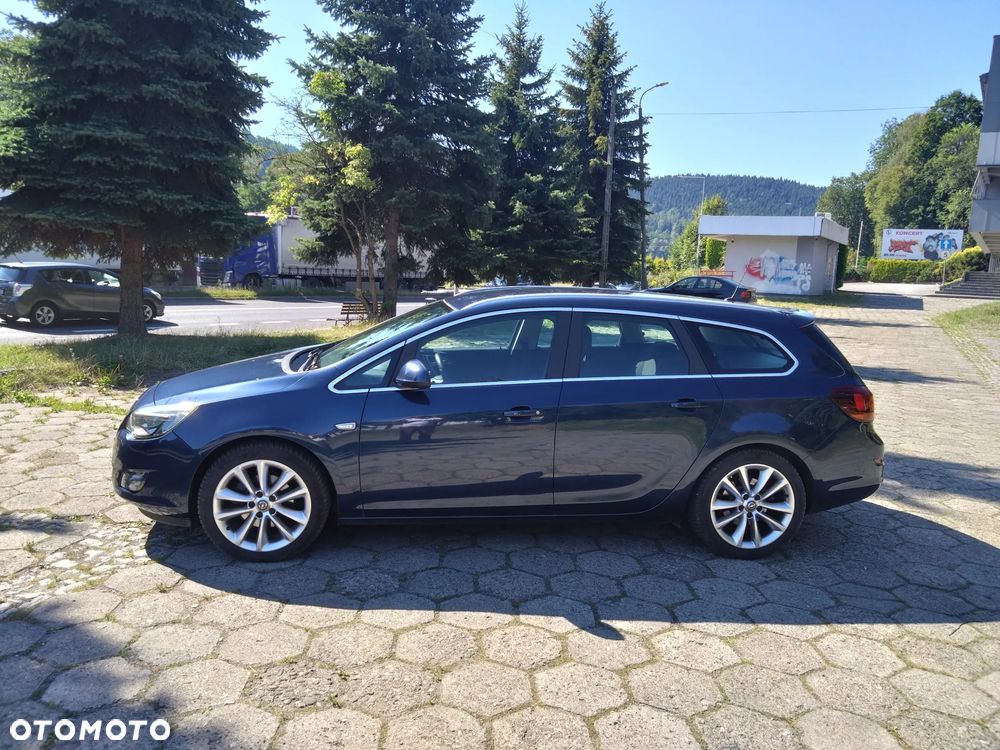 Opel Astra 1.6 T Sport - 1