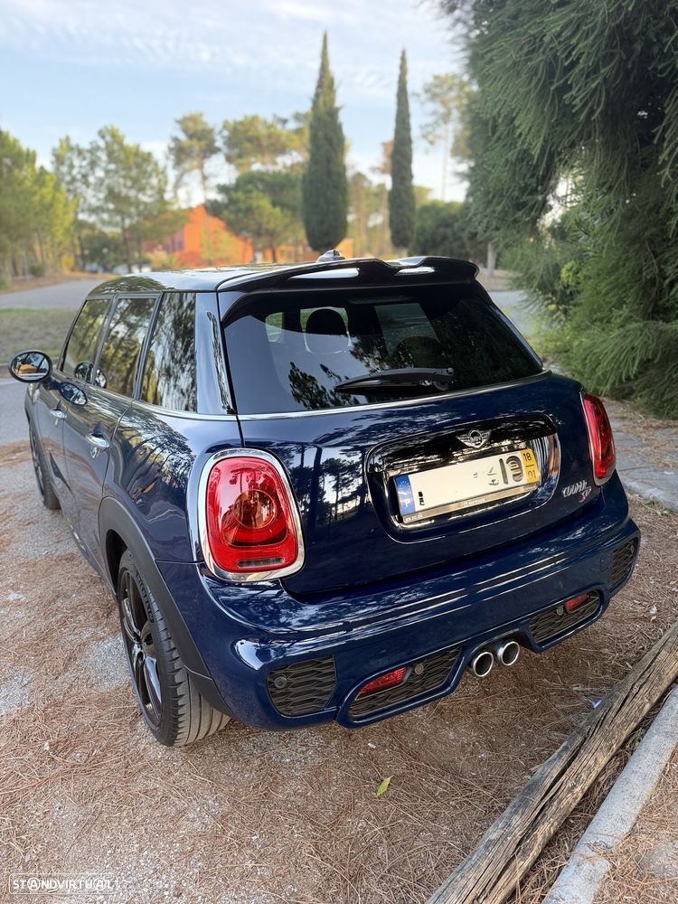 MINI 5 Portas Cooper SD Auto Desportiva - 10