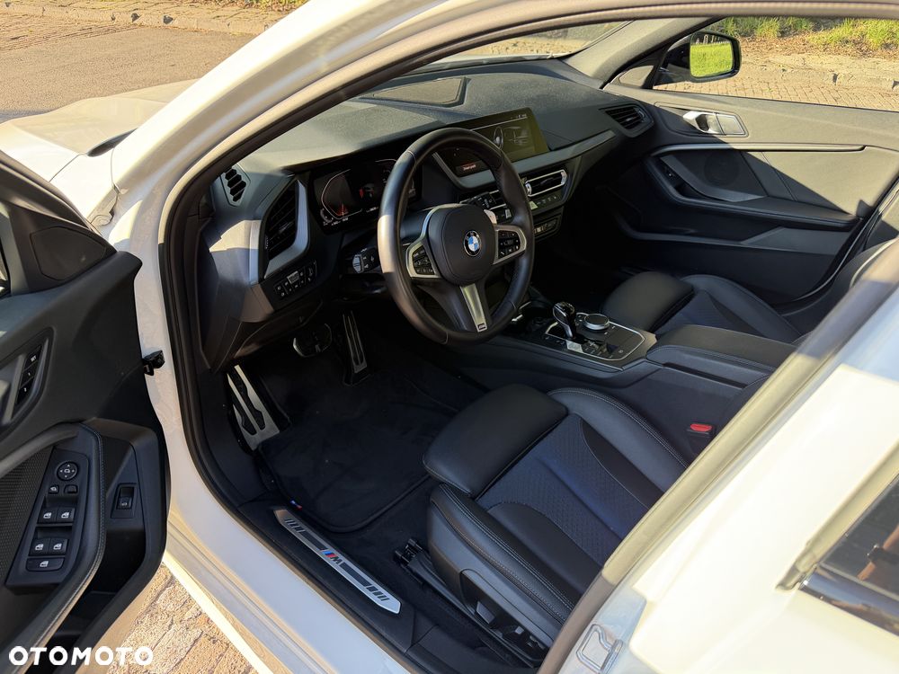 BMW Seria 1 120d xDrive M Sport sport - 5