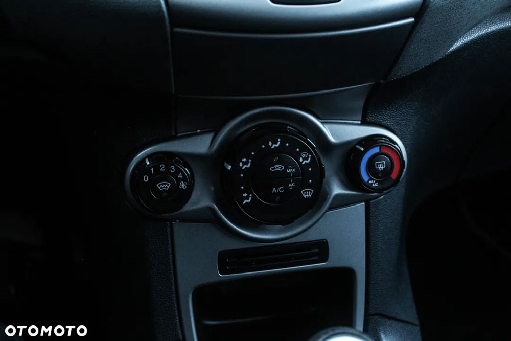 Ford Fiesta 1.25 Ambiente - 13