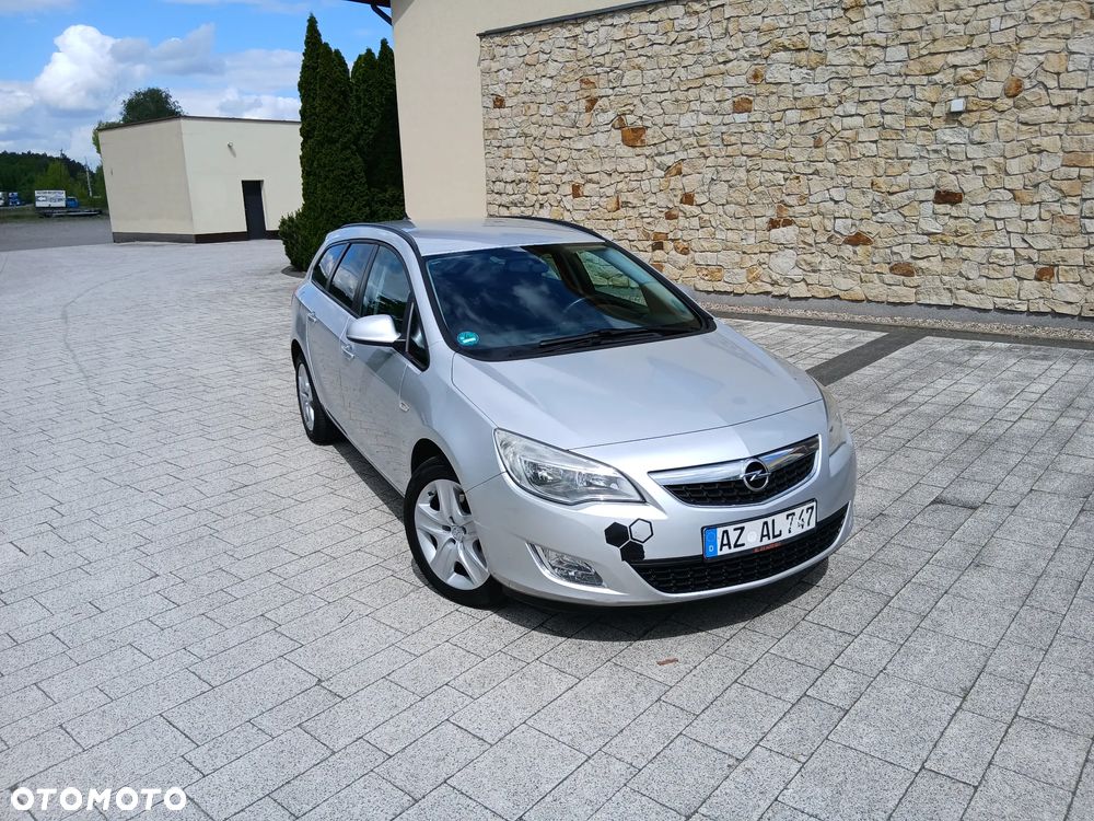 Opel Astra 2.0 CDTI DPF Cosmo - 12