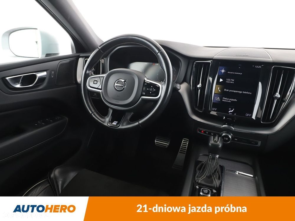 Volvo XC 60 D4 R-Design - 14