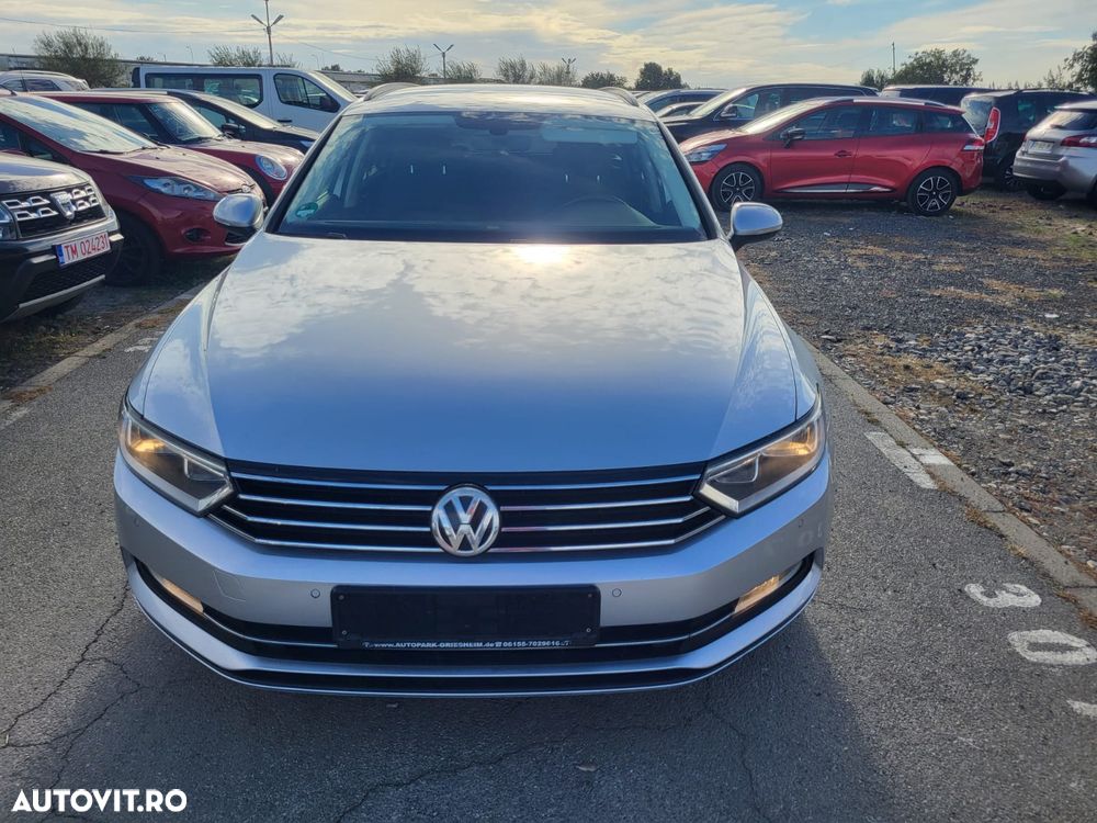 Volkswagen Passat - 2