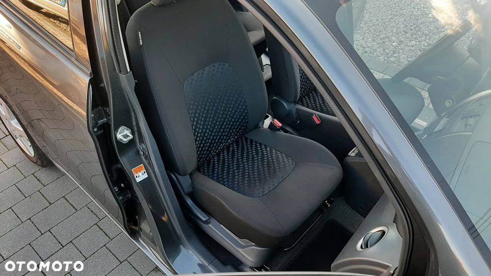 Suzuki Celerio - 17