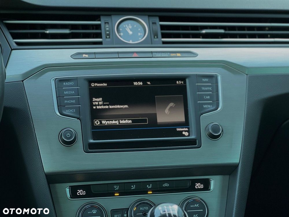 Volkswagen Passat 1.4 TSI BMT Trendline - 29