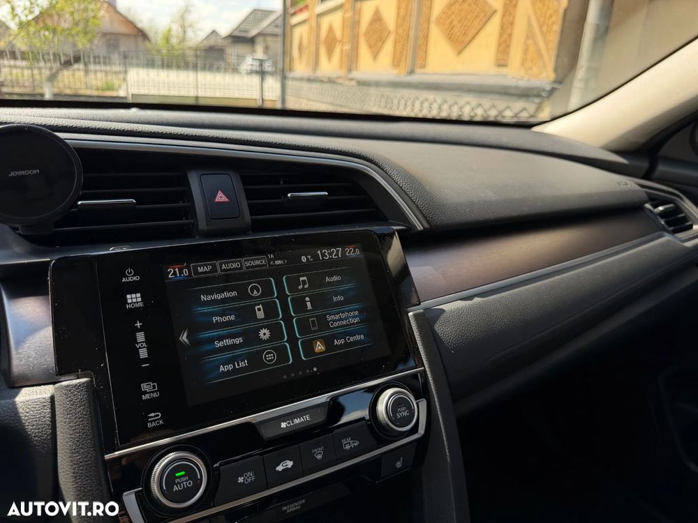 Honda Civic 1.5 VTEC Turbo Elegance Navi - 13