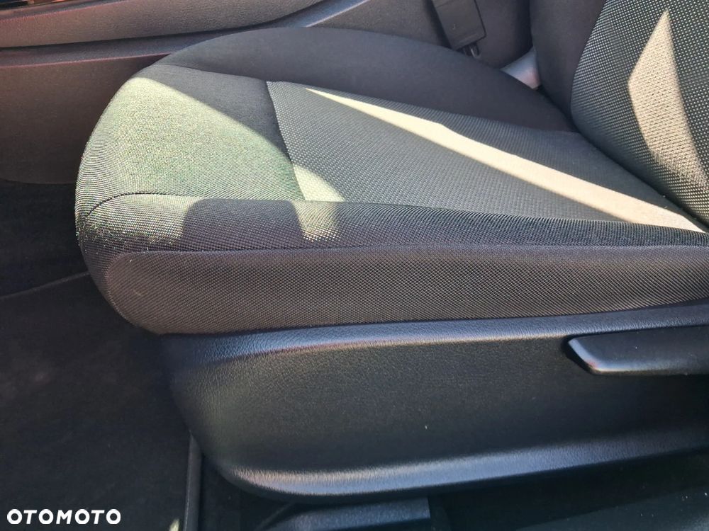 Mercedes-Benz CLA 200 d 8G-DCT Edition 2022 - 13