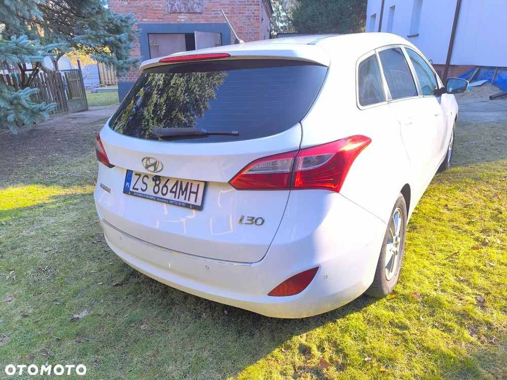 Hyundai i30 1.6 Comfort - 4