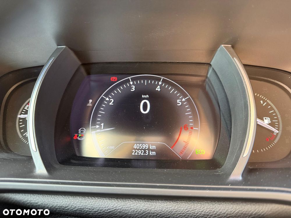 Renault Megane TCe 115 GPF LIFE - 22