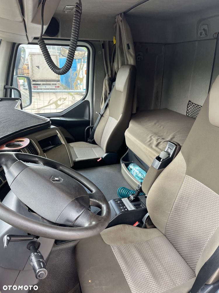 Renault Premium - 10